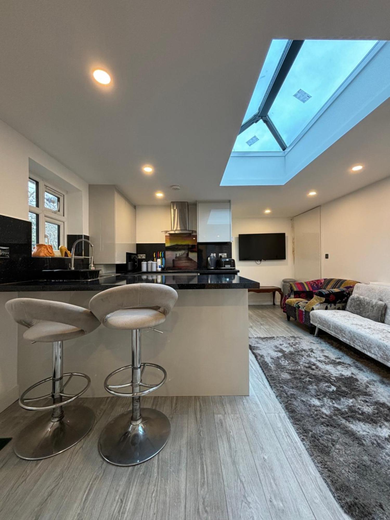 Newly Build 2Br Property With Free Parking High Wycombe Extérieur photo