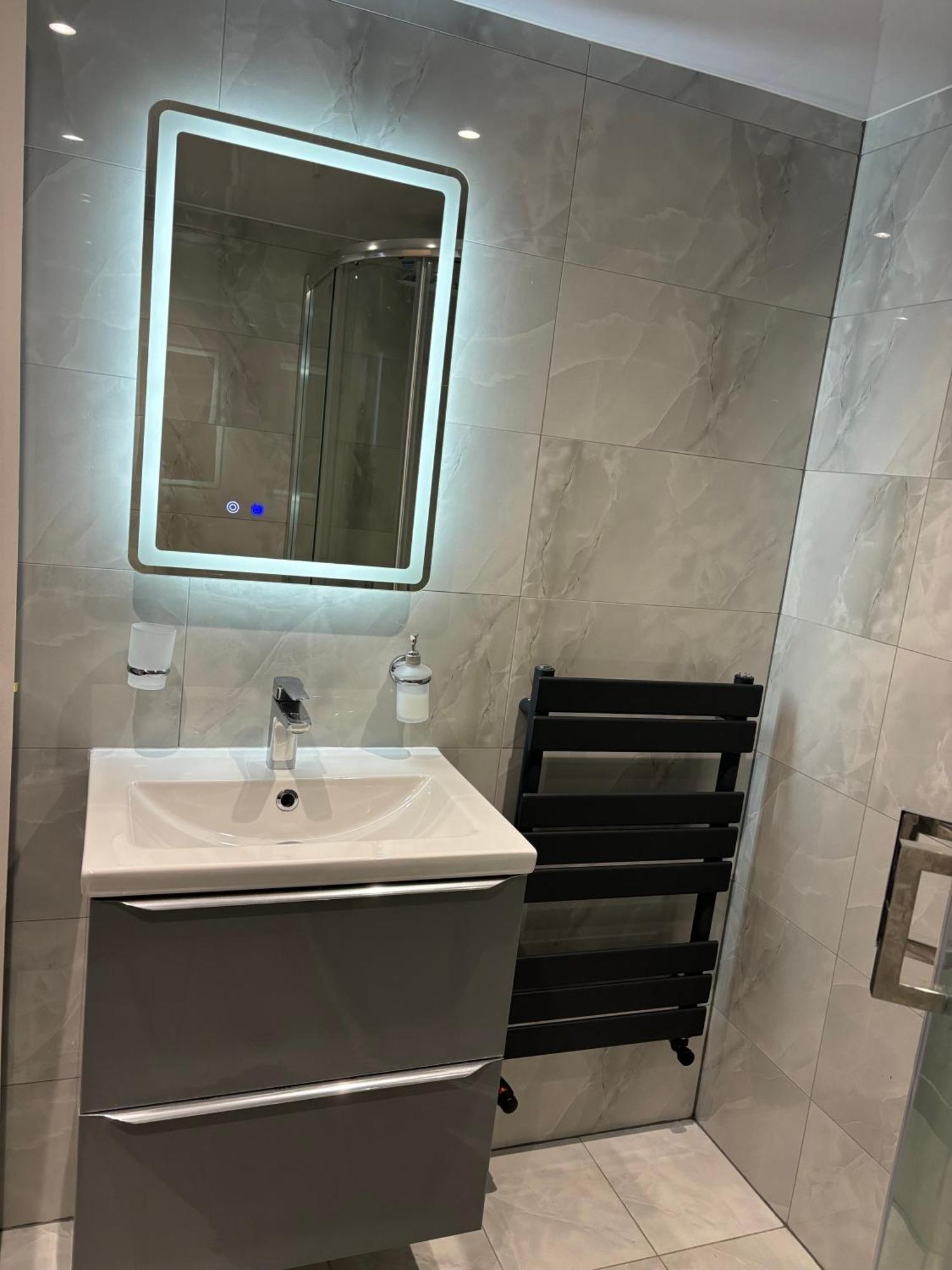 Newly Build 2Br Property With Free Parking High Wycombe Extérieur photo